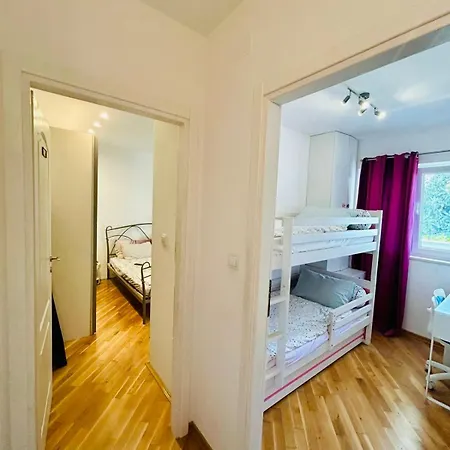 Sea View Beachfront Maslina Appartement