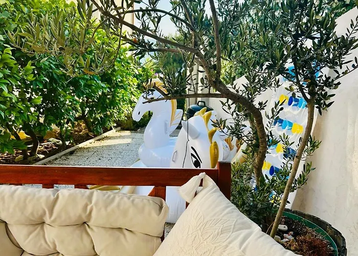 Sea View Beachfront Maslina 公寓 奥米什